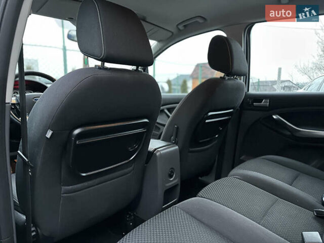 Серый Форд Си-Макс, объемом двигателя 1.8 л и пробегом 282 тыс. км за 6300 $, фото 33 на Automoto.ua