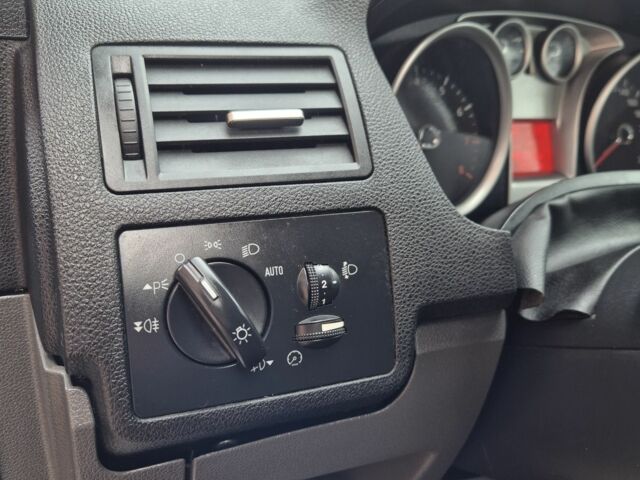 Серый Форд Си-Макс, объемом двигателя 1.6 л и пробегом 195 тыс. км за 5850 $, фото 14 на Automoto.ua