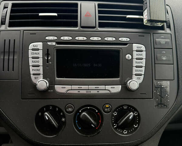 Серый Форд Си-Макс, объемом двигателя 2 л и пробегом 245 тыс. км за 5500 $, фото 10 на Automoto.ua