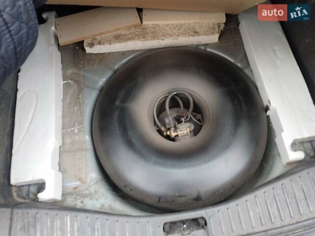 Сірий Форд Сі-Макс, об'ємом двигуна 1.6 л та пробігом 199 тис. км за 4950 $, фото 11 на Automoto.ua