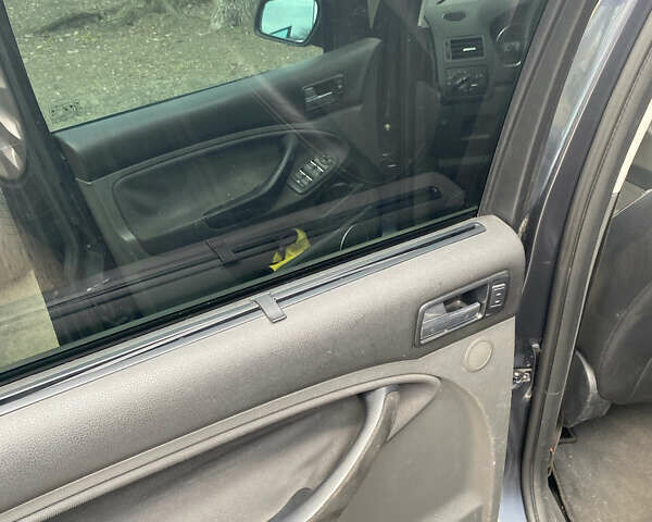 Серый Форд Си-Макс, объемом двигателя 2 л и пробегом 360 тыс. км за 6800 $, фото 24 на Automoto.ua