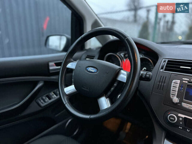 Серый Форд Си-Макс, объемом двигателя 1.8 л и пробегом 282 тыс. км за 6300 $, фото 45 на Automoto.ua