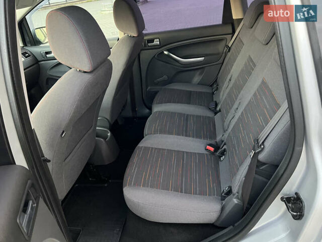 Серый Форд Си-Макс, объемом двигателя 1.8 л и пробегом 181 тыс. км за 5300 $, фото 63 на Automoto.ua