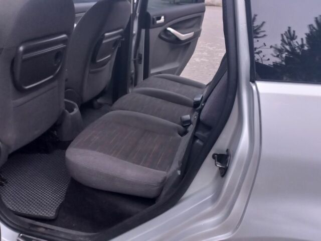 Серый Форд Си-Макс, объемом двигателя 0 л и пробегом 194 тыс. км за 5600 $, фото 11 на Automoto.ua