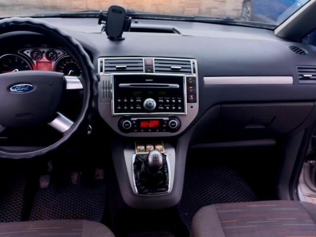 Серый Форд Си-Макс, объемом двигателя 0 л и пробегом 194 тыс. км за 5600 $, фото 16 на Automoto.ua