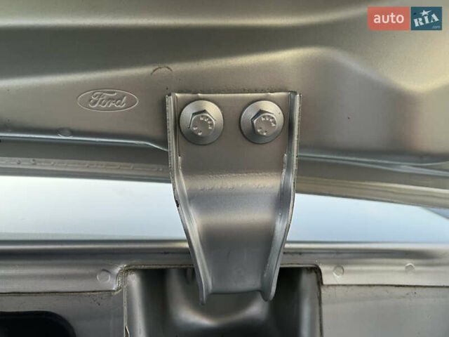 Серый Форд Си-Макс, объемом двигателя 1.8 л и пробегом 181 тыс. км за 5300 $, фото 87 на Automoto.ua