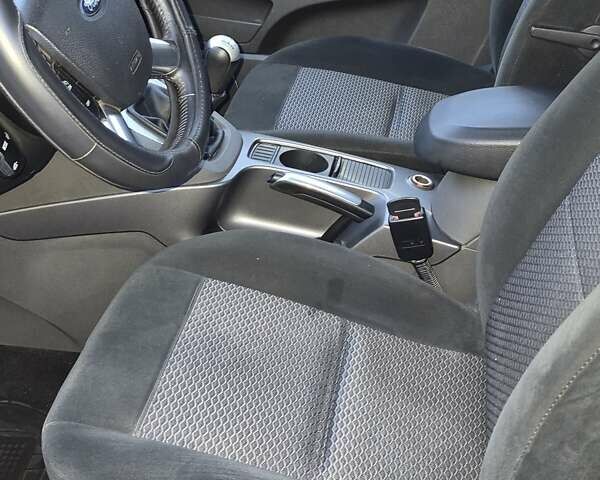 Серый Форд Си-Макс, объемом двигателя 1.56 л и пробегом 333 тыс. км за 5000 $, фото 8 на Automoto.ua