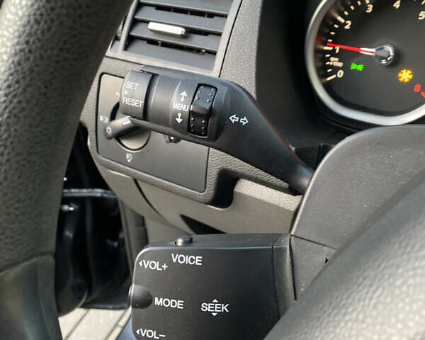 Серый Форд Си-Макс, объемом двигателя 1.6 л и пробегом 217 тыс. км за 5800 $, фото 30 на Automoto.ua