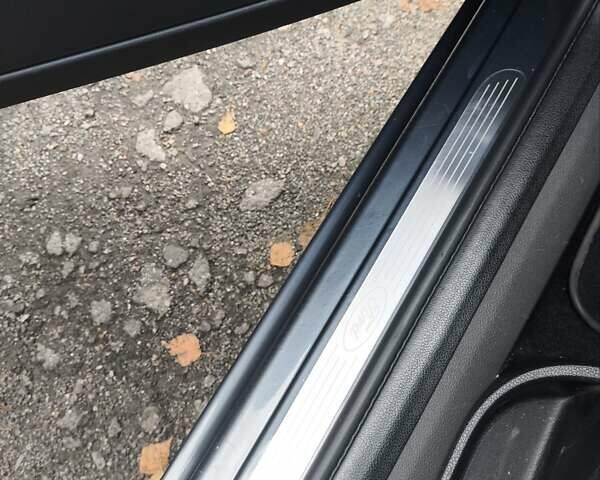 Серый Форд Си-Макс, объемом двигателя 1.6 л и пробегом 246 тыс. км за 7200 $, фото 8 на Automoto.ua