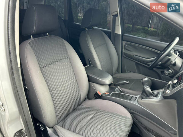 Сірий Форд Сі-Макс, об'ємом двигуна 1.56 л та пробігом 344 тис. км за 5699 $, фото 14 на Automoto.ua