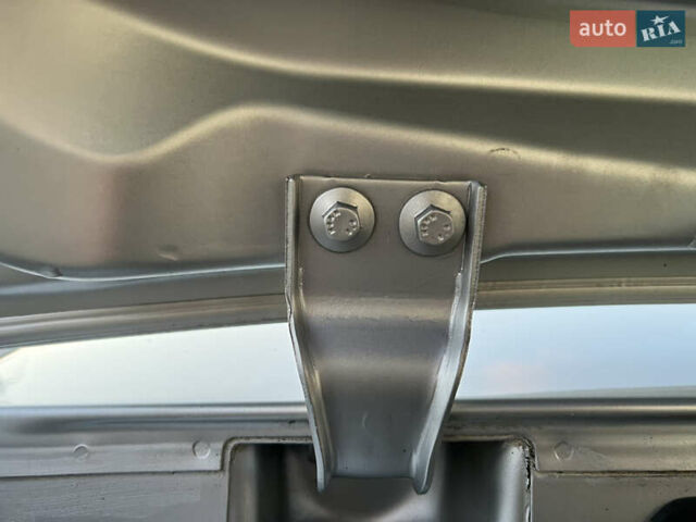 Серый Форд Си-Макс, объемом двигателя 1.8 л и пробегом 181 тыс. км за 5300 $, фото 88 на Automoto.ua