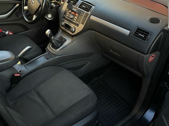 Серый Форд Си-Макс, объемом двигателя 1.6 л и пробегом 305 тыс. км за 5600 $, фото 12 на Automoto.ua