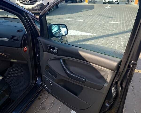 Сірий Форд Сі-Макс, об'ємом двигуна 2 л та пробігом 264 тис. км за 6550 $, фото 10 на Automoto.ua