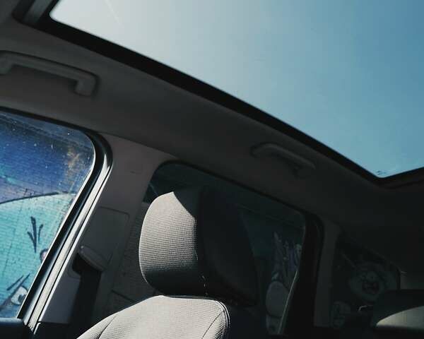 Серый Форд Си-Макс, объемом двигателя 1.56 л и пробегом 200 тыс. км за 6600 $, фото 9 на Automoto.ua