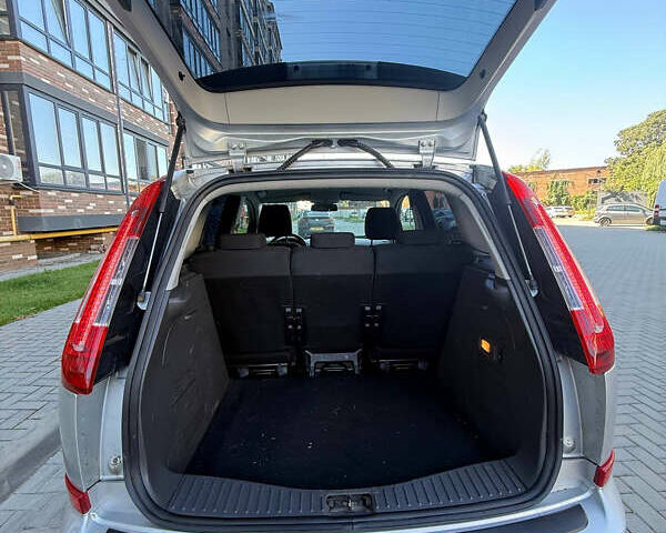 Сірий Форд Сі-Макс, об'ємом двигуна 1.6 л та пробігом 269 тис. км за 5500 $, фото 11 на Automoto.ua