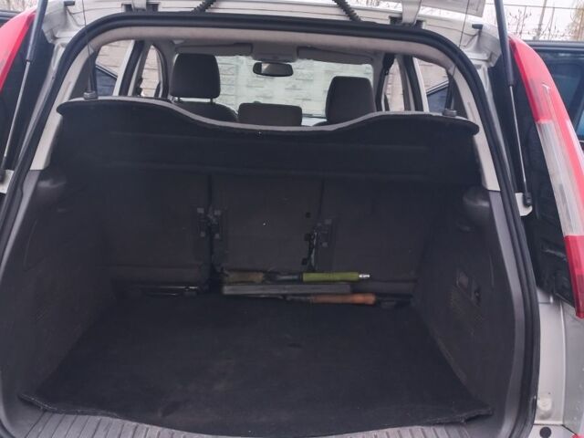 Серый Форд Си-Макс, объемом двигателя 0 л и пробегом 194 тыс. км за 5600 $, фото 10 на Automoto.ua