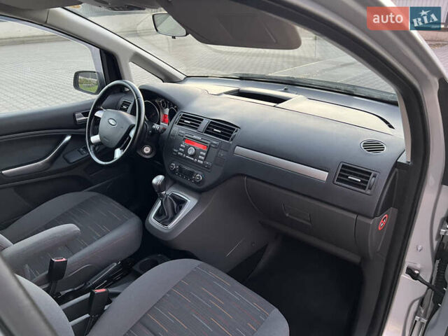 Серый Форд Си-Макс, объемом двигателя 1.8 л и пробегом 181 тыс. км за 5300 $, фото 71 на Automoto.ua