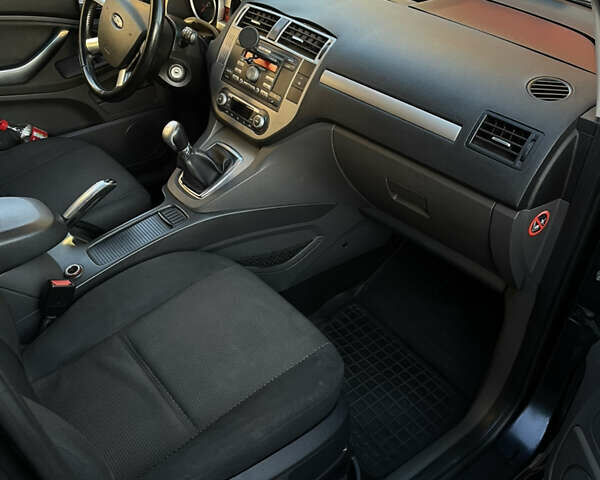 Серый Форд Си-Макс, объемом двигателя 1.56 л и пробегом 305 тыс. км за 5400 $, фото 17 на Automoto.ua