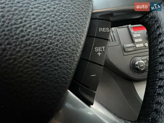 Серый Форд Си-Макс, объемом двигателя 1.8 л и пробегом 181 тыс. км за 5300 $, фото 55 на Automoto.ua