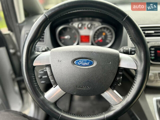 Сірий Форд Сі-Макс, об'ємом двигуна 1.56 л та пробігом 344 тис. км за 5699 $, фото 22 на Automoto.ua