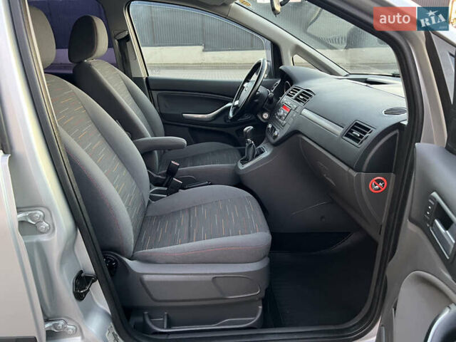 Серый Форд Си-Макс, объемом двигателя 1.8 л и пробегом 181 тыс. км за 5300 $, фото 73 на Automoto.ua