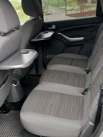 Сірий Форд Сі-Макс, об'ємом двигуна 1.6 л та пробігом 159 тис. км за 6800 $, фото 7 на Automoto.ua