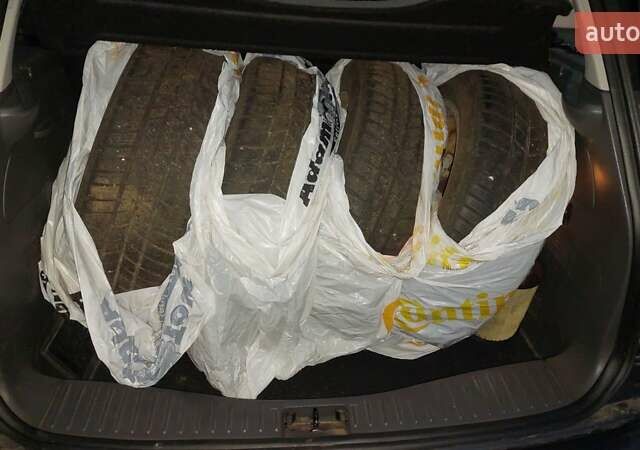 Сірий Форд Сі-Макс, об'ємом двигуна 1.8 л та пробігом 229 тис. км за 6250 $, фото 5 на Automoto.ua