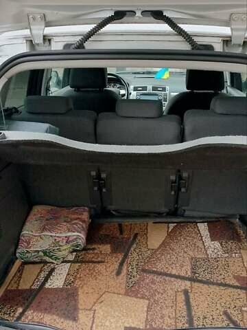 Сірий Форд Сі-Макс, об'ємом двигуна 1.6 л та пробігом 159 тис. км за 6800 $, фото 6 на Automoto.ua