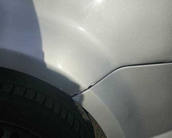 Сірий Форд Сі-Макс, об'ємом двигуна 1.6 л та пробігом 300 тис. км за 4500 $, фото 14 на Automoto.ua