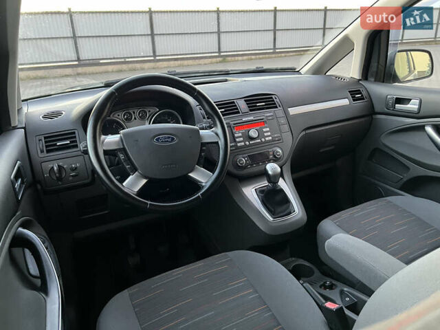 Серый Форд Си-Макс, объемом двигателя 1.8 л и пробегом 181 тыс. км за 5300 $, фото 66 на Automoto.ua