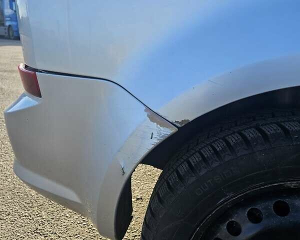 Сірий Форд Сі-Макс, об'ємом двигуна 1.6 л та пробігом 300 тис. км за 4500 $, фото 10 на Automoto.ua