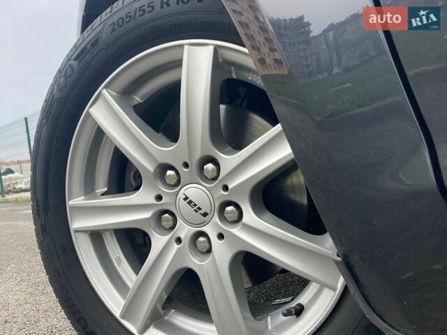 Сірий Форд Сі-Макс, об'ємом двигуна 1.8 л та пробігом 155 тис. км за 6600 $, фото 46 на Automoto.ua