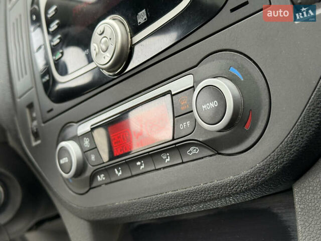 Серый Форд Си-Макс, объемом двигателя 1.6 л и пробегом 146 тыс. км за 6700 $, фото 61 на Automoto.ua