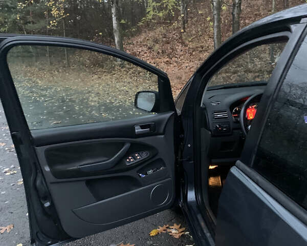 Сірий Форд Сі-Макс, об'ємом двигуна 1.6 л та пробігом 227 тис. км за 5800 $, фото 10 на Automoto.ua