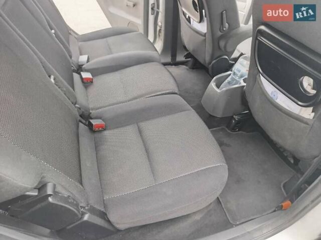 Сірий Форд Сі-Макс, об'ємом двигуна 1.6 л та пробігом 209 тис. км за 6200 $, фото 25 на Automoto.ua