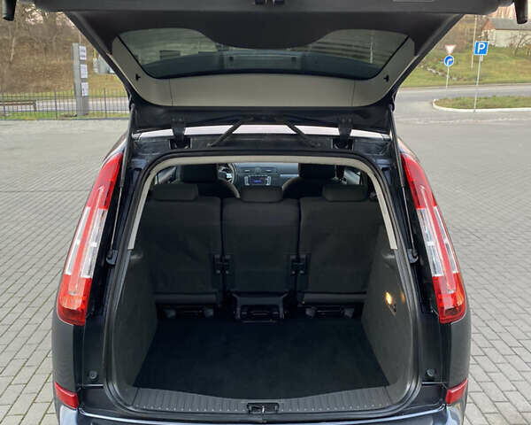 Серый Форд Си-Макс, объемом двигателя 1.6 л и пробегом 217 тыс. км за 5800 $, фото 13 на Automoto.ua