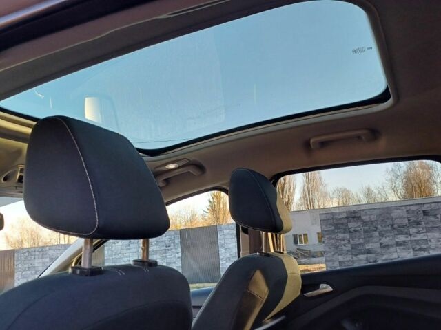 Серый Форд Си-Макс, объемом двигателя 1.6 л и пробегом 267 тыс. км за 7999 $, фото 7 на Automoto.ua