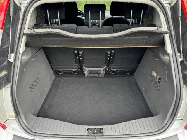 Сірий Форд Сі-Макс, об'ємом двигуна 1.8 л та пробігом 221 тис. км за 5900 $, фото 21 на Automoto.ua