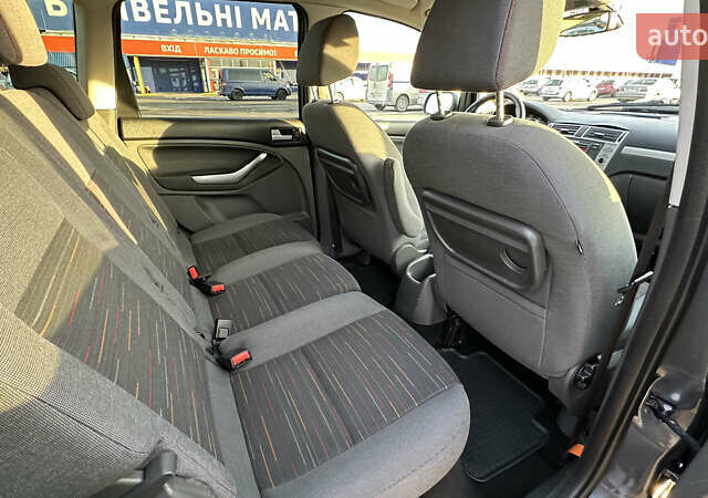 Сірий Форд Сі-Макс, об'ємом двигуна 1.6 л та пробігом 170 тис. км за 6500 $, фото 33 на Automoto.ua