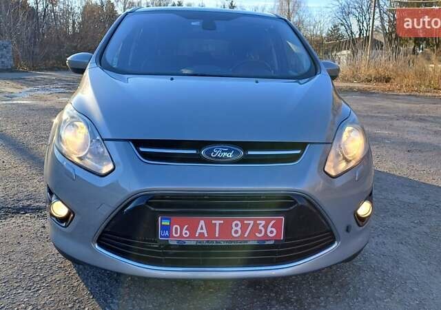 Серый Форд Си-Макс, объемом двигателя 1.6 л и пробегом 267 тыс. км за 7999 $, фото 1 на Automoto.ua