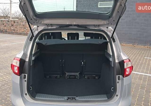 Серый Форд Си-Макс, объемом двигателя 1.6 л и пробегом 126 тыс. км за 7899 $, фото 12 на Automoto.ua