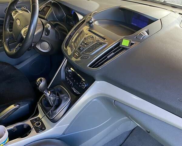 Форд Сі-Макс 2010 у Косове на Automoto.ua Сірий Форд Сі-Макс, об'ємом двигуна 1.6 л та пробігом 253 тис. км за 7800 $, фото 5 на Automoto.ua