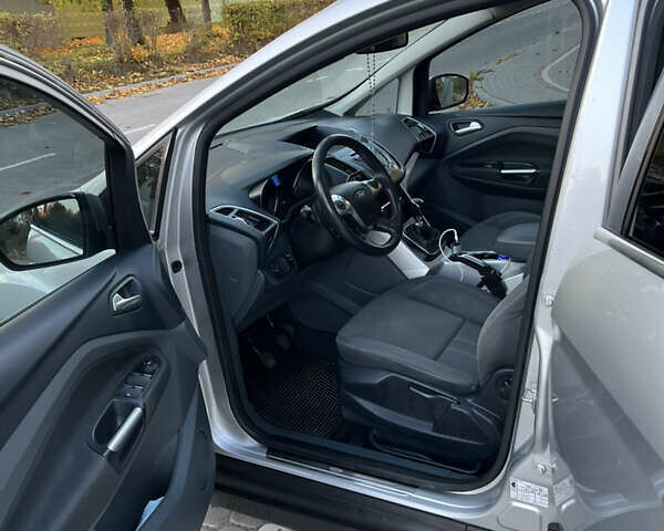 Серый Форд Си-Макс, объемом двигателя 1.56 л и пробегом 220 тыс. км за 7800 $, фото 18 на Automoto.ua