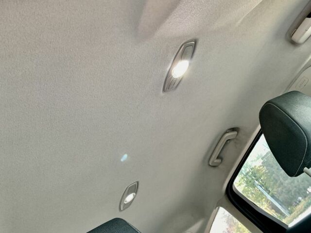 Сірий Форд Сі-Макс, об'ємом двигуна 1.6 л та пробігом 310 тис. км за 6500 $, фото 18 на Automoto.ua