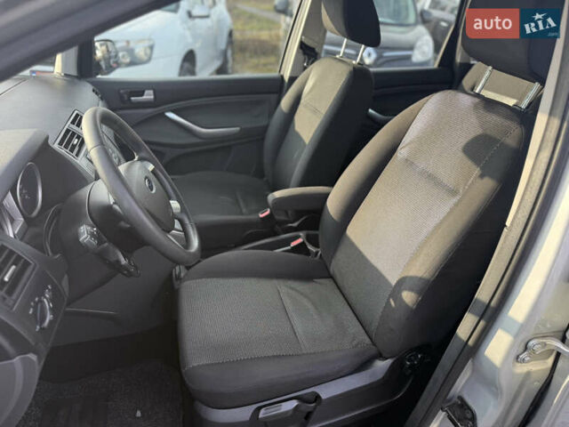 Серый Форд Си-Макс, объемом двигателя 2 л и пробегом 200 тыс. км за 6750 $, фото 19 на Automoto.ua