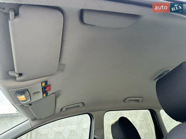 Сірий Форд Сі-Макс, об'ємом двигуна 1.6 л та пробігом 133 тис. км за 5800 $, фото 10 на Automoto.ua