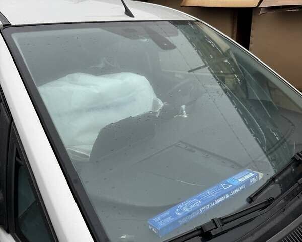 Серый Форд Си-Макс, объемом двигателя 1.6 л и пробегом 330 тыс. км за 3200 $, фото 12 на Automoto.ua