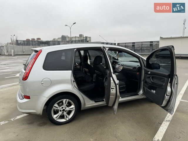 Серый Форд Си-Макс, объемом двигателя 2 л и пробегом 241 тыс. км за 6500 $, фото 4 на Automoto.ua