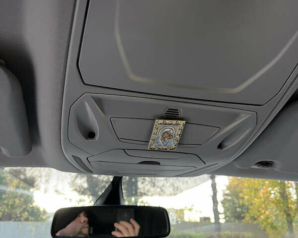 Серый Форд Си-Макс, объемом двигателя 1.56 л и пробегом 220 тыс. км за 7800 $, фото 16 на Automoto.ua