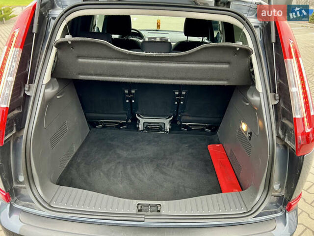 Серый Форд Си-Макс, объемом двигателя 1.8 л и пробегом 200 тыс. км за 6450 $, фото 19 на Automoto.ua